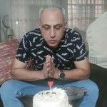 تصویر پروفایل اشکی